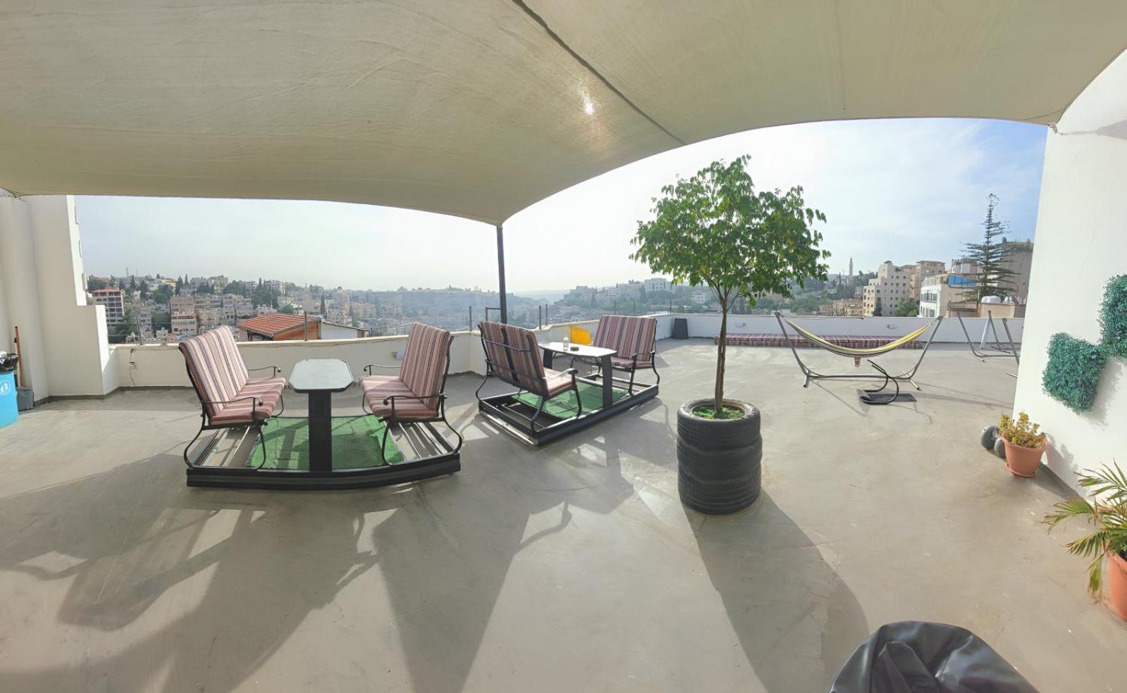 Nomads Hotel Amman Exterior photo